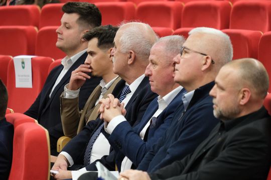 Chełm. Uroczysta sesja  rady miasta. 2025 - Rok Jubileuszowy ChKS Chełmianka Chełm [GALERIA ZDJĘĆ]