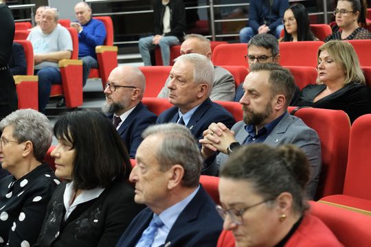 Chełm. Uroczysta sesja  rady miasta. 2025 - Rok Jubileuszowy ChKS Chełmianka Chełm [GALERIA ZDJĘĆ]