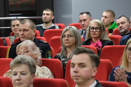 Chełm. Uroczysta sesja  rady miasta. 2025 - Rok Jubileuszowy ChKS Chełmianka Chełm [GALERIA ZDJĘĆ]