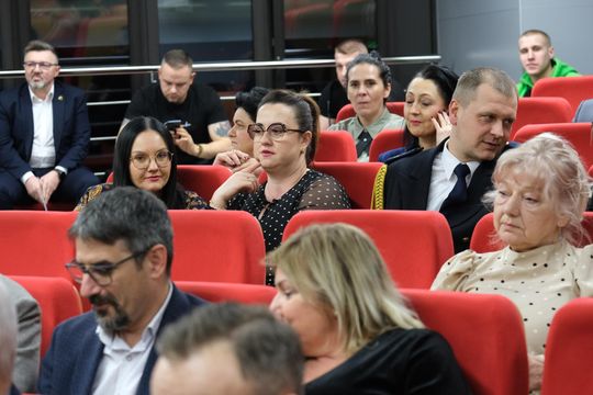 Chełm. Uroczysta sesja  rady miasta. 2025 - Rok Jubileuszowy ChKS Chełmianka Chełm [GALERIA ZDJĘĆ]