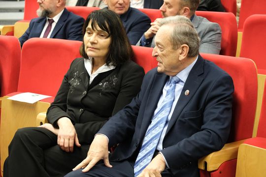 Chełm. Uroczysta sesja  rady miasta. 2025 - Rok Jubileuszowy ChKS Chełmianka Chełm [GALERIA ZDJĘĆ]