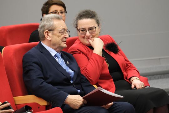 Chełm. Uroczysta sesja  rady miasta. 2025 - Rok Jubileuszowy ChKS Chełmianka Chełm [GALERIA ZDJĘĆ]