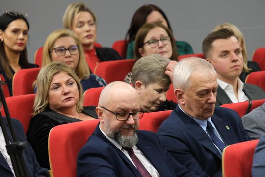 Chełm. Uroczysta sesja  rady miasta. 2025 - Rok Jubileuszowy ChKS Chełmianka Chełm [GALERIA ZDJĘĆ]