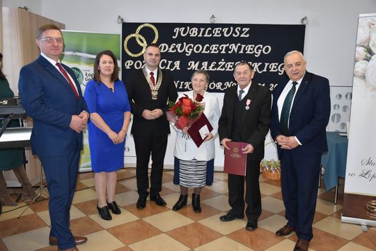 Gm. Łopiennik Górny. Jubileusz 50-lecia pożycia małżeńskiego Gm. Łopiennik Górny. Jubileusz 50-lecia pożycia małżeńskiego