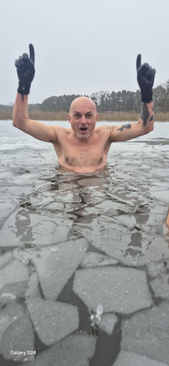 Zimna woda niestraszna Krasnostawskim Karpiom! [GALERIA ZDJĘĆ]