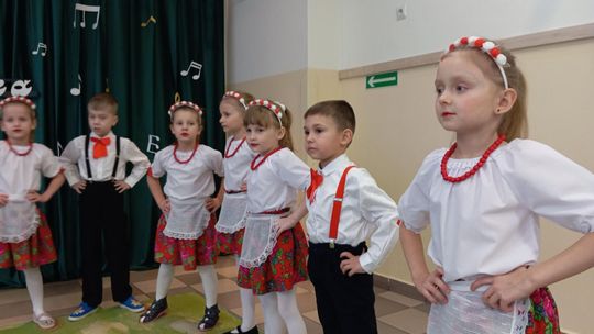 Chełm. Dzień Babci i Dziadka w Przedszkolu Miejskim nr 11 [GALERIA ZDJĘĆ]