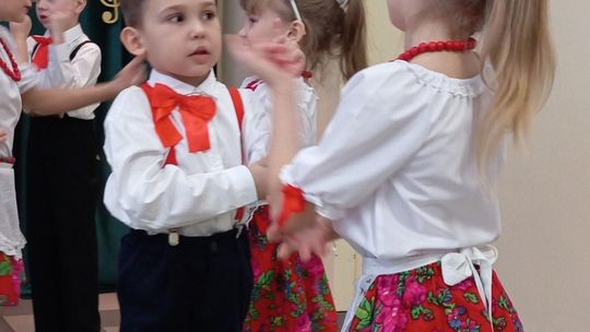 Chełm. Dzień Babci i Dziadka w Przedszkolu Miejskim nr 11 [GALERIA ZDJĘĆ]