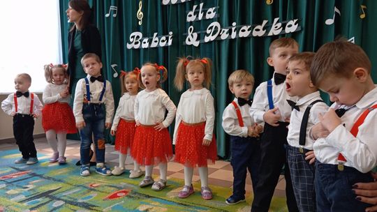 Chełm. Dzień Babci i Dziadka w Przedszkolu Miejskim nr 11 [GALERIA ZDJĘĆ]