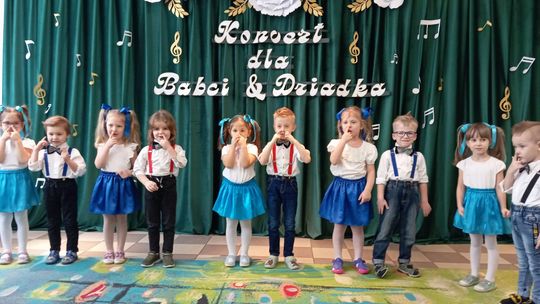 Chełm. Dzień Babci i Dziadka w Przedszkolu Miejskim nr 11 [GALERIA ZDJĘĆ]