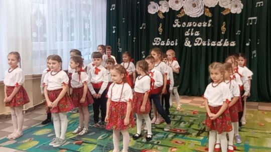 Chełm. Dzień Babci i Dziadka w Przedszkolu Miejskim nr 11 [GALERIA ZDJĘĆ]