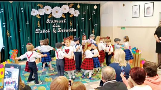 Chełm. Dzień Babci i Dziadka w Przedszkolu Miejskim nr 11 [GALERIA ZDJĘĆ]