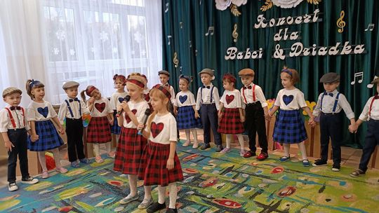Chełm. Dzień Babci i Dziadka w Przedszkolu Miejskim nr 11 [GALERIA ZDJĘĆ]