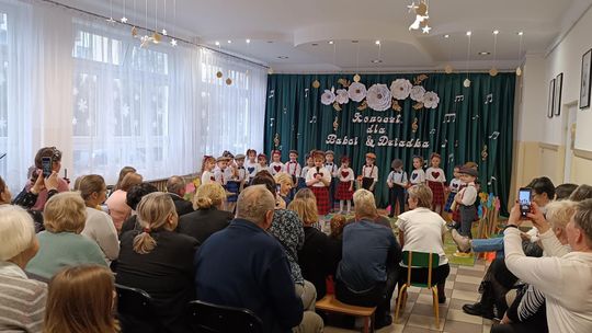 Chełm. Dzień Babci i Dziadka w Przedszkolu Miejskim nr 11 [GALERIA ZDJĘĆ]