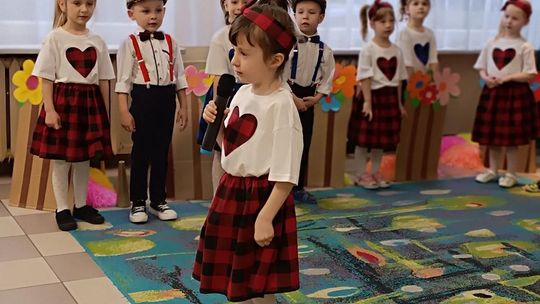 Chełm. Dzień Babci i Dziadka w Przedszkolu Miejskim nr 11 [GALERIA ZDJĘĆ]