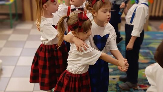 Chełm. Dzień Babci i Dziadka w Przedszkolu Miejskim nr 11 [GALERIA ZDJĘĆ]