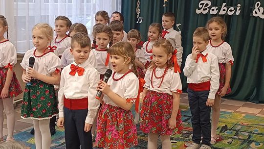 Chełm. Dzień Babci i Dziadka w Przedszkolu Miejskim nr 11 [GALERIA ZDJĘĆ]