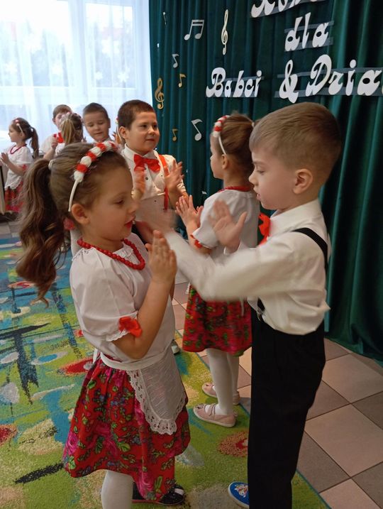 Chełm. Dzień Babci i Dziadka w Przedszkolu Miejskim nr 11 [GALERIA ZDJĘĆ]