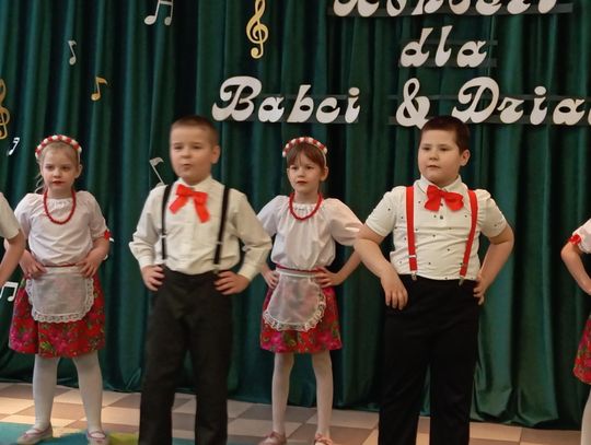 Chełm. Dzień Babci i Dziadka w Przedszkolu Miejskim nr 11 [GALERIA ZDJĘĆ]