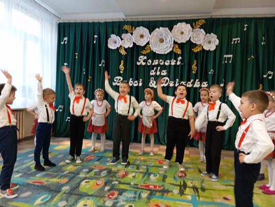 Chełm. Dzień Babci i Dziadka w Przedszkolu Miejskim nr 11 [GALERIA ZDJĘĆ]