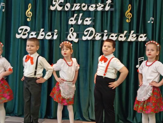 Chełm. Dzień Babci i Dziadka w Przedszkolu Miejskim nr 11 [GALERIA ZDJĘĆ]