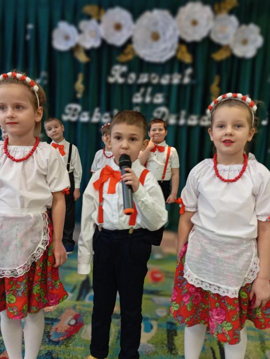 Chełm. Dzień Babci i Dziadka w Przedszkolu Miejskim nr 11 [GALERIA ZDJĘĆ]