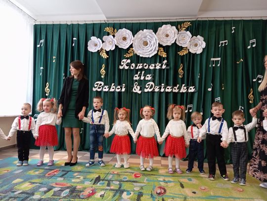 Chełm. Dzień Babci i Dziadka w Przedszkolu Miejskim nr 11 [GALERIA ZDJĘĆ]