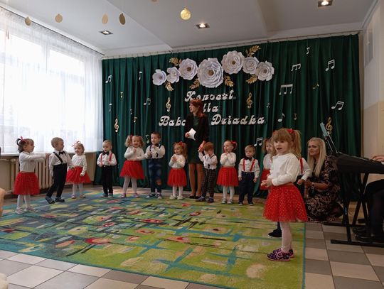 Chełm. Dzień Babci i Dziadka w Przedszkolu Miejskim nr 11 [GALERIA ZDJĘĆ]