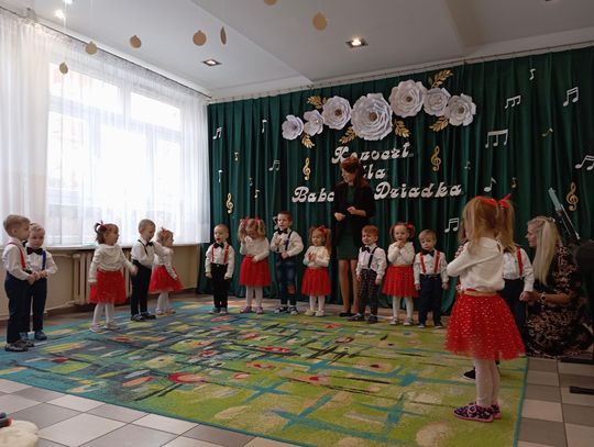 Chełm. Dzień Babci i Dziadka w Przedszkolu Miejskim nr 11 [GALERIA ZDJĘĆ]