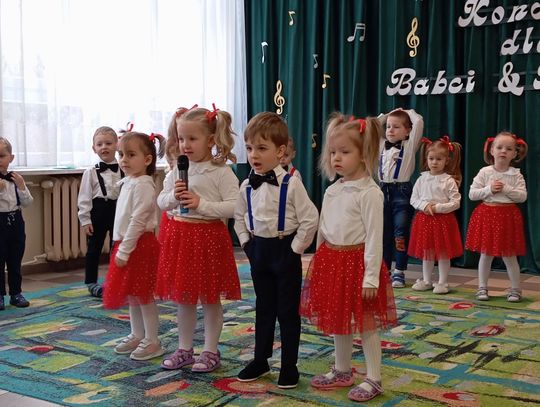 Chełm. Dzień Babci i Dziadka w Przedszkolu Miejskim nr 11 [GALERIA ZDJĘĆ]