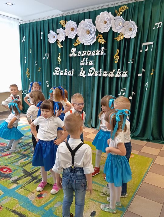 Chełm. Dzień Babci i Dziadka w Przedszkolu Miejskim nr 11 [GALERIA ZDJĘĆ]