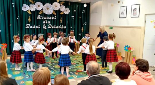 Chełm. Dzień Babci i Dziadka w Przedszkolu Miejskim nr 11 [GALERIA ZDJĘĆ]