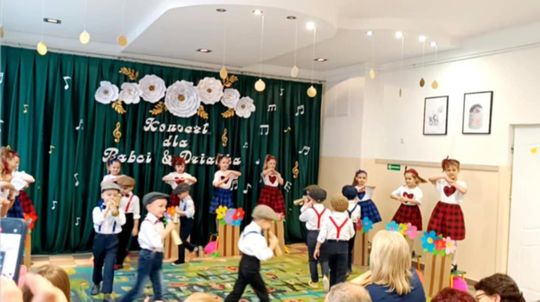 Chełm. Dzień Babci i Dziadka w Przedszkolu Miejskim nr 11 [GALERIA ZDJĘĆ]