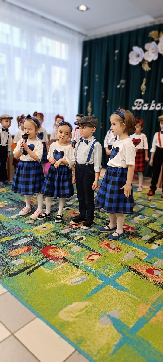 Chełm. Dzień Babci i Dziadka w Przedszkolu Miejskim nr 11 [GALERIA ZDJĘĆ]