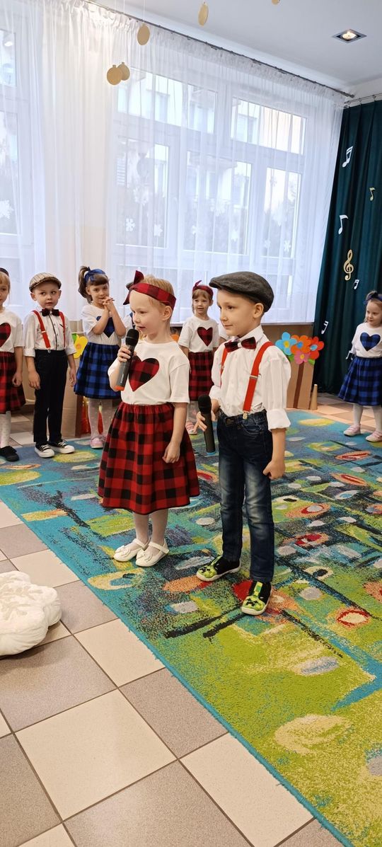 Chełm. Dzień Babci i Dziadka w Przedszkolu Miejskim nr 11 [GALERIA ZDJĘĆ]