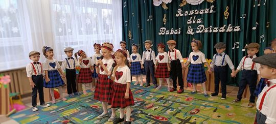 Chełm. Dzień Babci i Dziadka w Przedszkolu Miejskim nr 11 [GALERIA ZDJĘĆ]