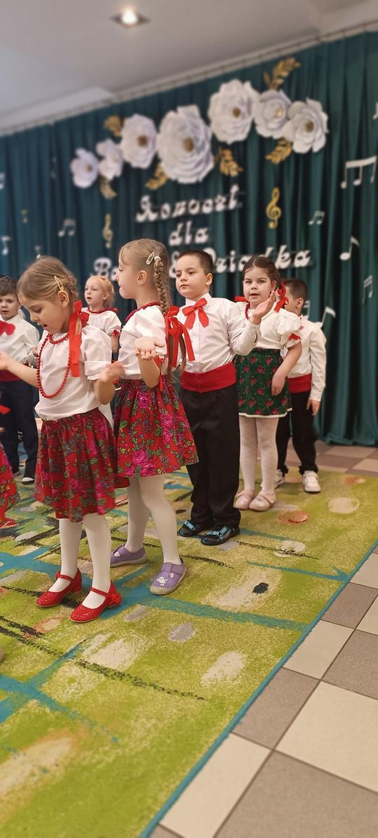 Chełm. Dzień Babci i Dziadka w Przedszkolu Miejskim nr 11 [GALERIA ZDJĘĆ]