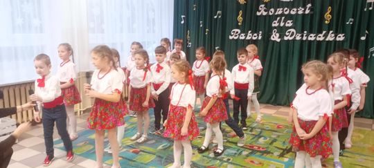 Chełm. Dzień Babci i Dziadka w Przedszkolu Miejskim nr 11 [GALERIA ZDJĘĆ]