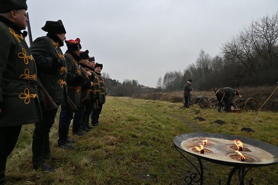 Pow. krasnostawski. Upamiętnili 162 rocznicę Powstania Styczniowego Pow. krasnostawski. Upamiętnili 162 rocznicę Powstania Styczniowego
