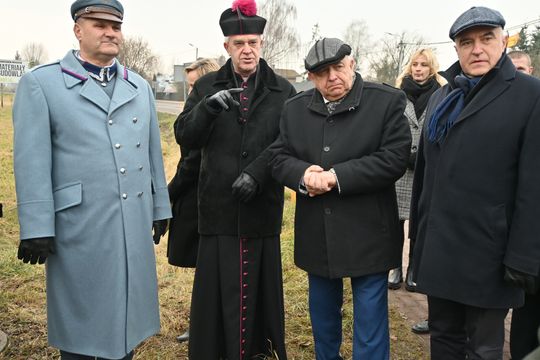 Pow. krasnostawski. Upamiętnili 162 rocznicę Powstania Styczniowego Pow. krasnostawski. Upamiętnili 162 rocznicę Powstania Styczniowego