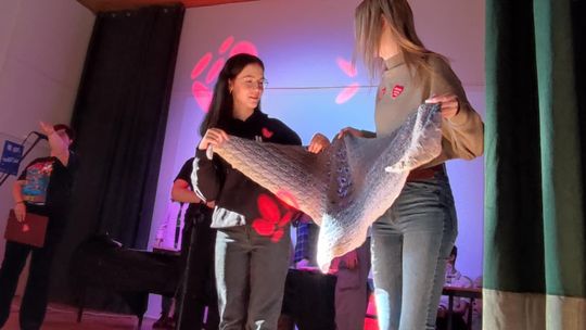 Chełm. W IV LO już zagrała Wielka Orkiestra Świątecznej Pomocy [GALERIA ZDJĘĆ]