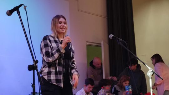 Chełm. W IV LO już zagrała Wielka Orkiestra Świątecznej Pomocy [GALERIA ZDJĘĆ]