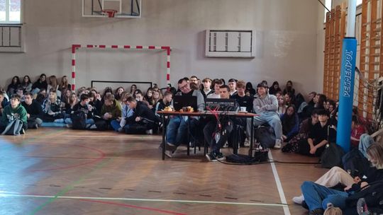 Chełm. W IV LO już zagrała Wielka Orkiestra Świątecznej Pomocy [GALERIA ZDJĘĆ]