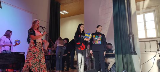 Chełm. W IV LO już zagrała Wielka Orkiestra Świątecznej Pomocy [GALERIA ZDJĘĆ]