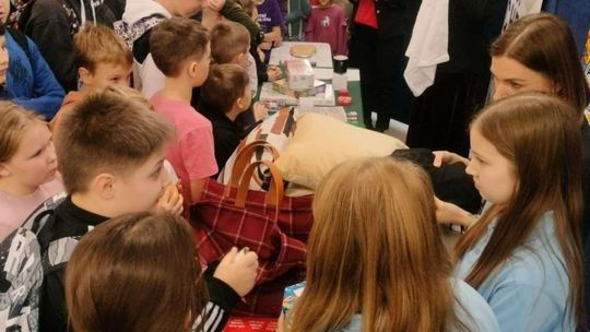 Chełm. Finał Wielkiej Orkiestry Świątecznej Pomocy  w SP nr 8 [GALERIA ZDJĘĆ]