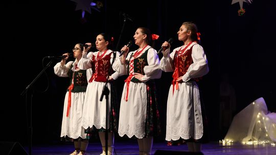 Chełm. Koncert kolęd i pastorałek pt. "Bracia patrzcie jeno" [GALERIA ZDJĘĆ]