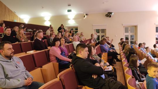 Chełm. Szkoła muzyczna zagrała z Wielką Orkiestrą Świątecznej Pomocy [GALERIA ZDJĘC]