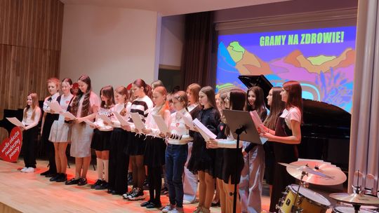 Chełm. Szkoła muzyczna zagrała z Wielką Orkiestrą Świątecznej Pomocy [GALERIA ZDJĘC]