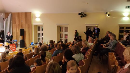 Chełm. Szkoła muzyczna zagrała z Wielką Orkiestrą Świątecznej Pomocy [GALERIA ZDJĘC]