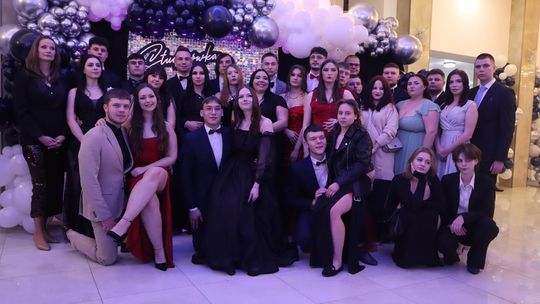 Studniówka 2025 - Zespół Szkół Budowlanych i Geodezyjnych w Chełmie [GALERIA ZDJĘĆ]