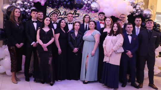 Studniówka 2025 - Zespół Szkół Budowlanych i Geodezyjnych w Chełmie [GALERIA ZDJĘĆ]